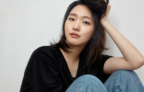 김고은