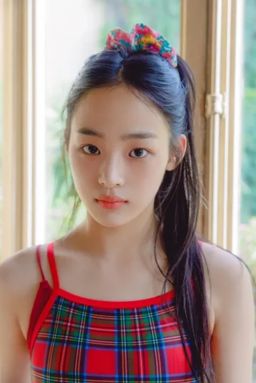 민지